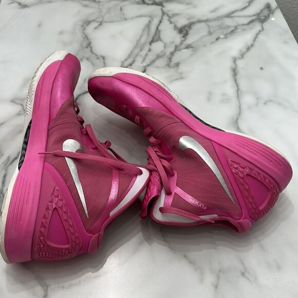 Nike Zoom Hyperdunk 2011  “Pink Fire”